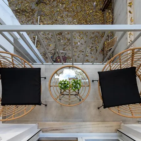 Charming Two Bedrooms Walk To Acropolis * Athens