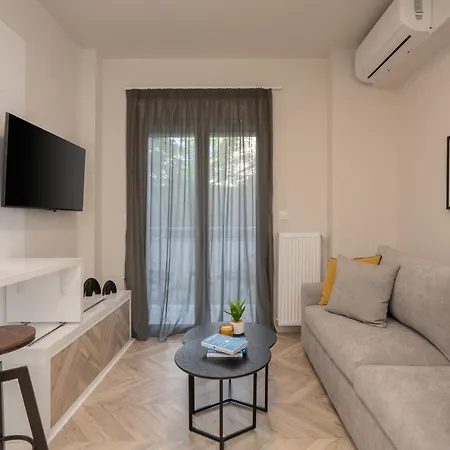 Charming Two Bedrooms Walk To Acropolis