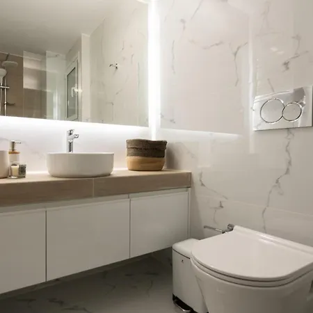 Charming Two Bedrooms Walk To Acropolis